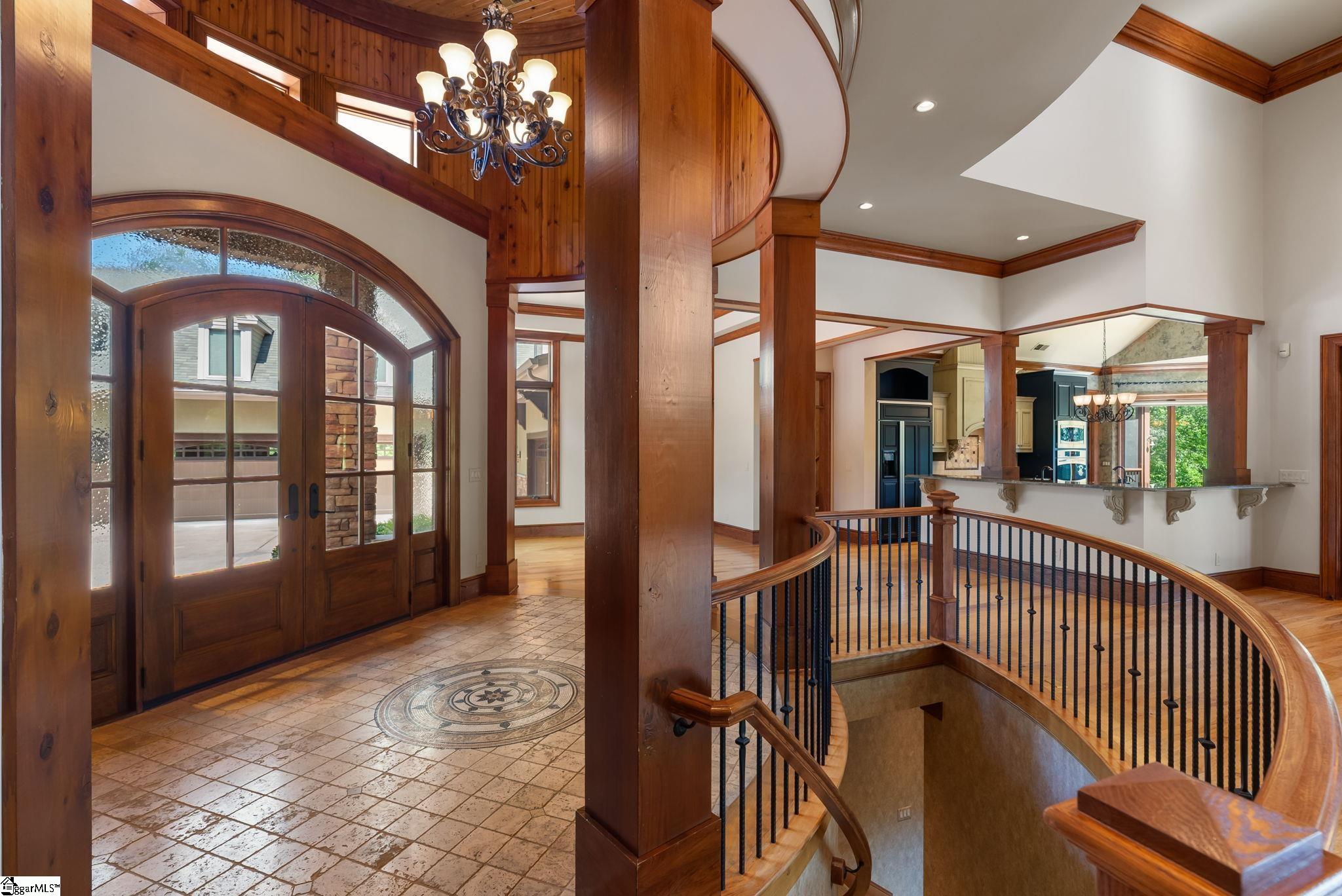505 Woodlake Way