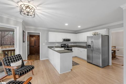 Tiny photo for 1106 Willow Branch Drive, Simpsonville, SC 29680 (MLS # 1576816)