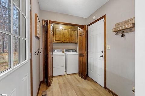 Tiny photo for 1106 Willow Branch Drive, Simpsonville, SC 29680 (MLS # 1576816)