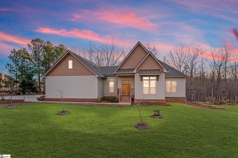 Photo of 117 Foggy Mountain Way, Pickens, SC 29671 (MLS # 1578635)