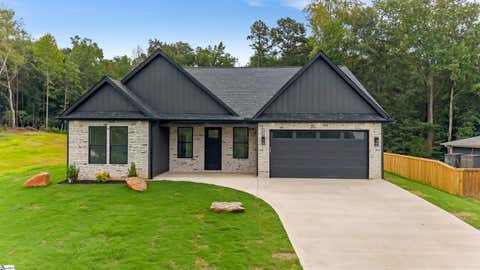Photo of 169 Lakeshore Drive, Chesnee, SC 29323 (MLS # 1601617)