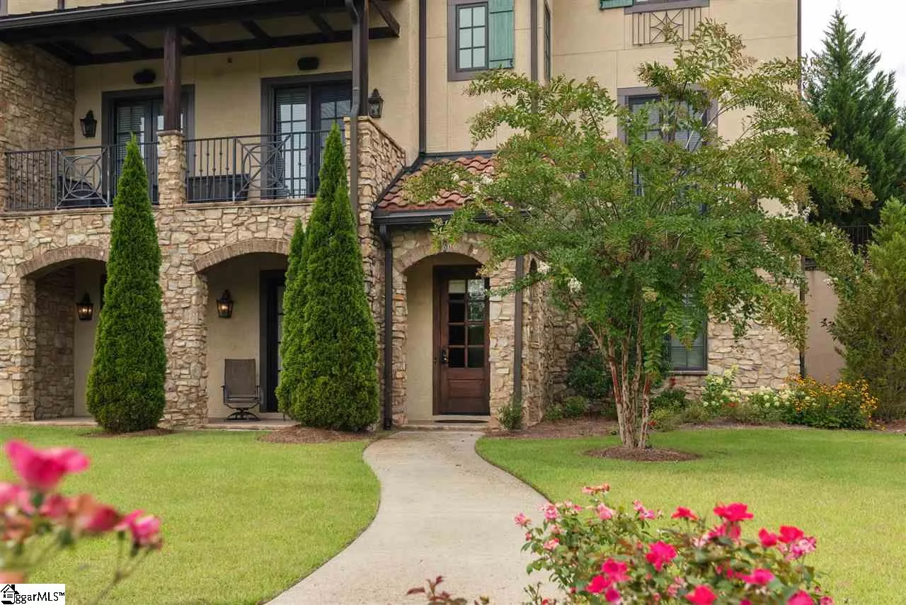 600 Village Square Drive, Travelers Rest, SC, 29690