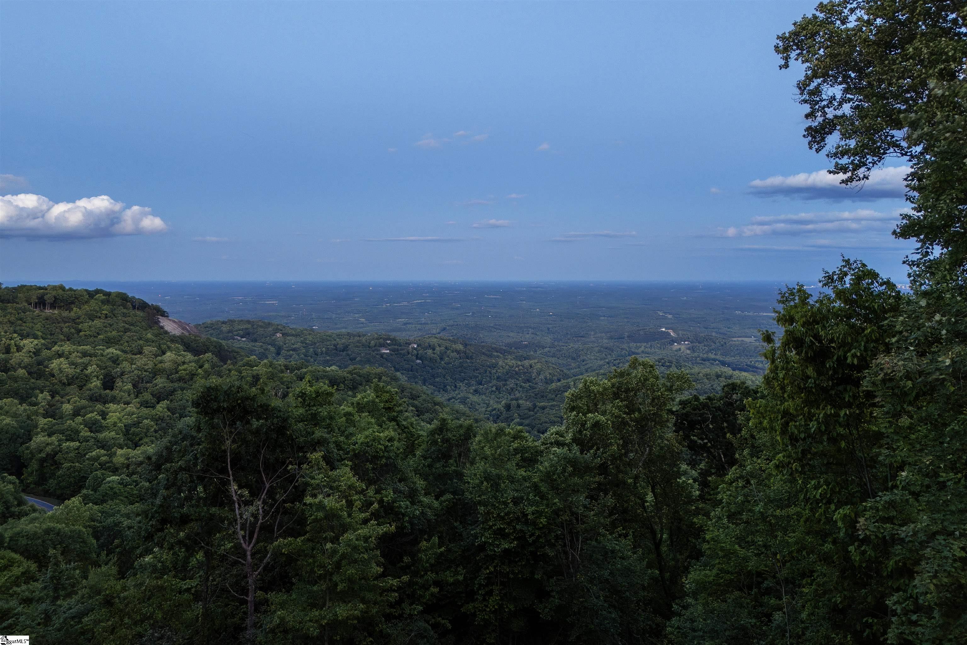 39 The Cliffs Parkway