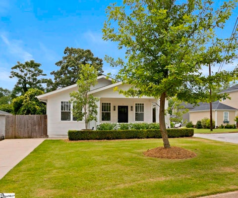Photo of 2 Elm Street, Greenville, SC 29605 (MLS # 1593964)