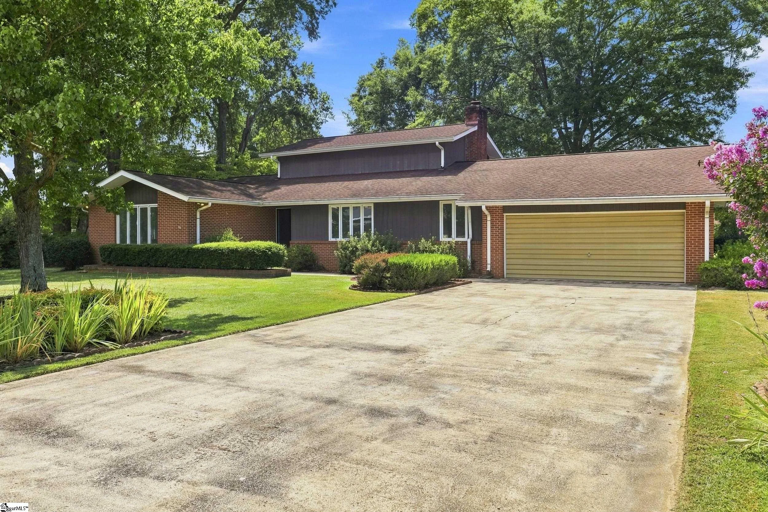 2901 Echo Trail