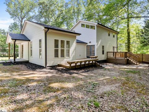 Photo of 21298 E 76 Highway, Laurens, SC 29360 (MLS # 1589319)
