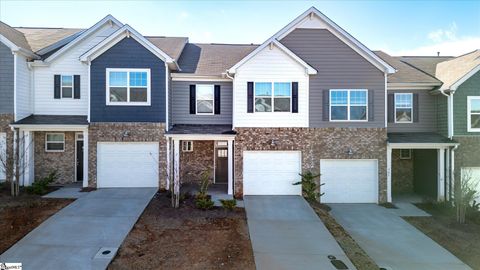 Photo of 305 E Compass Way, Easley, SC 29640 (MLS # 1581080)