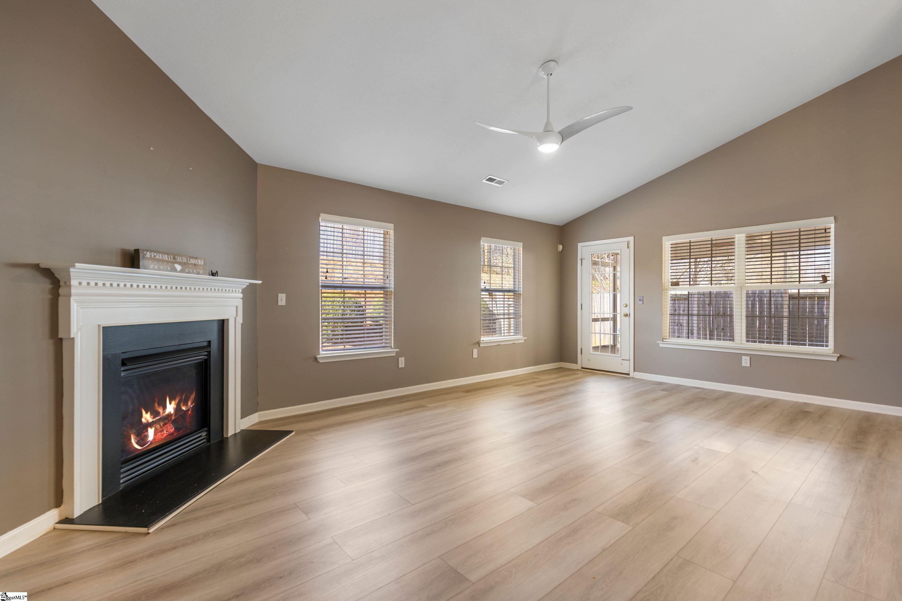 Simpsonville, South Carolina 29681, United States, 3 Bedrooms Bedrooms, ,2 BathroomsBathrooms,Residential,Active,87869