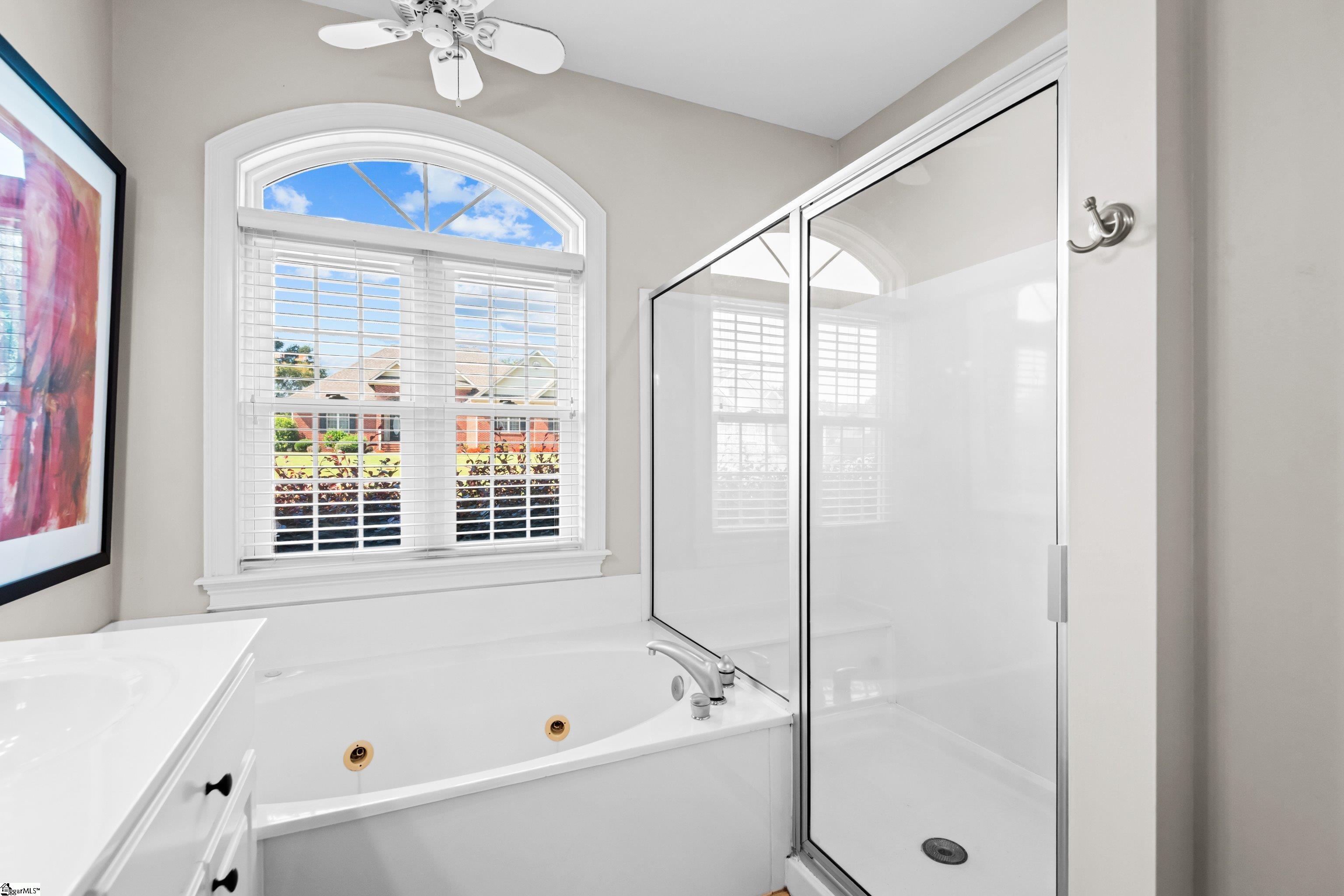 Anderson, South Carolina 29621, United States, 4 Bedrooms Bedrooms, ,3 BathroomsBathrooms,Residential,Pending,210190