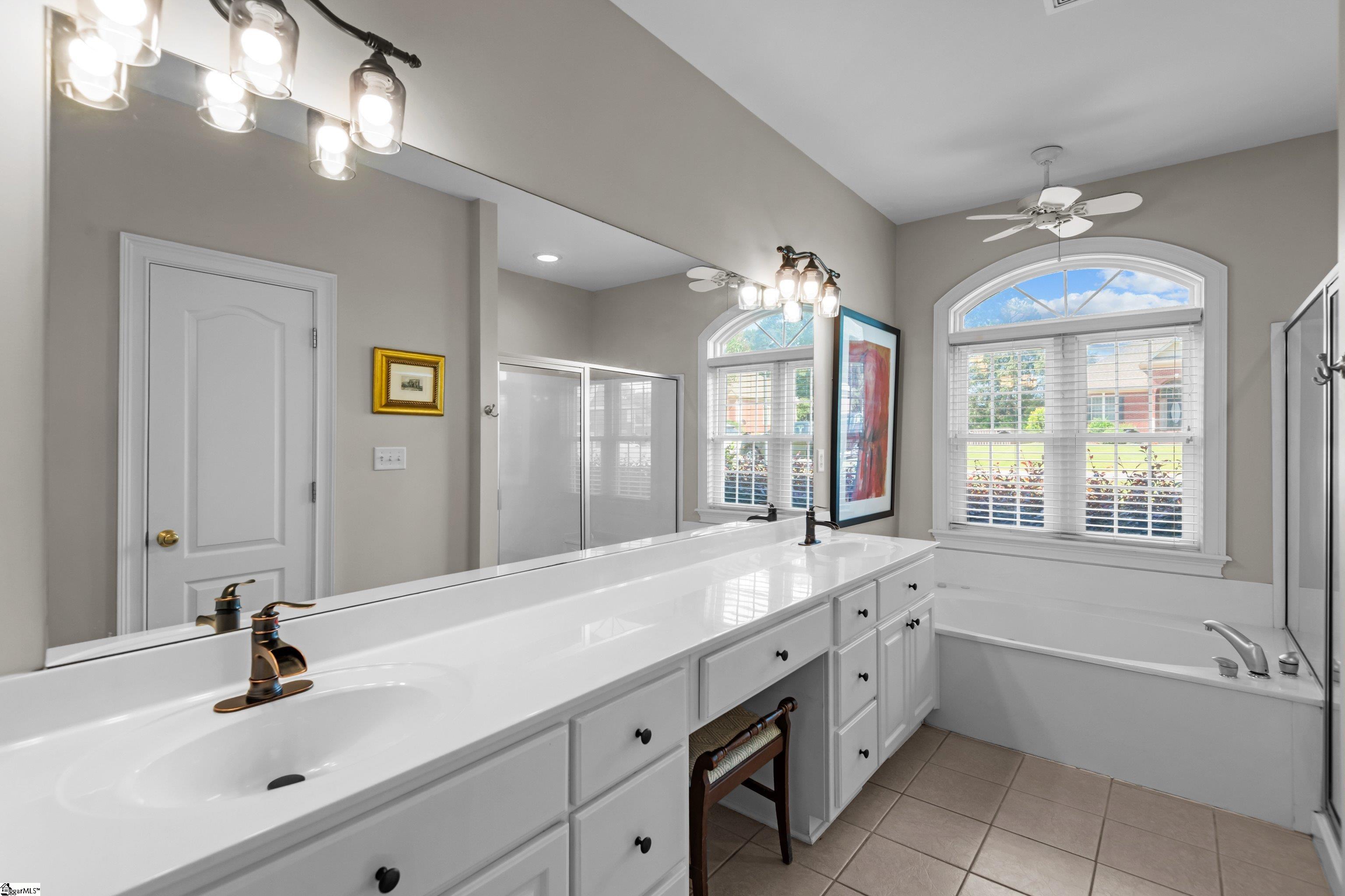 Anderson, South Carolina 29621, United States, 4 Bedrooms Bedrooms, ,3 BathroomsBathrooms,Residential,Pending,210190