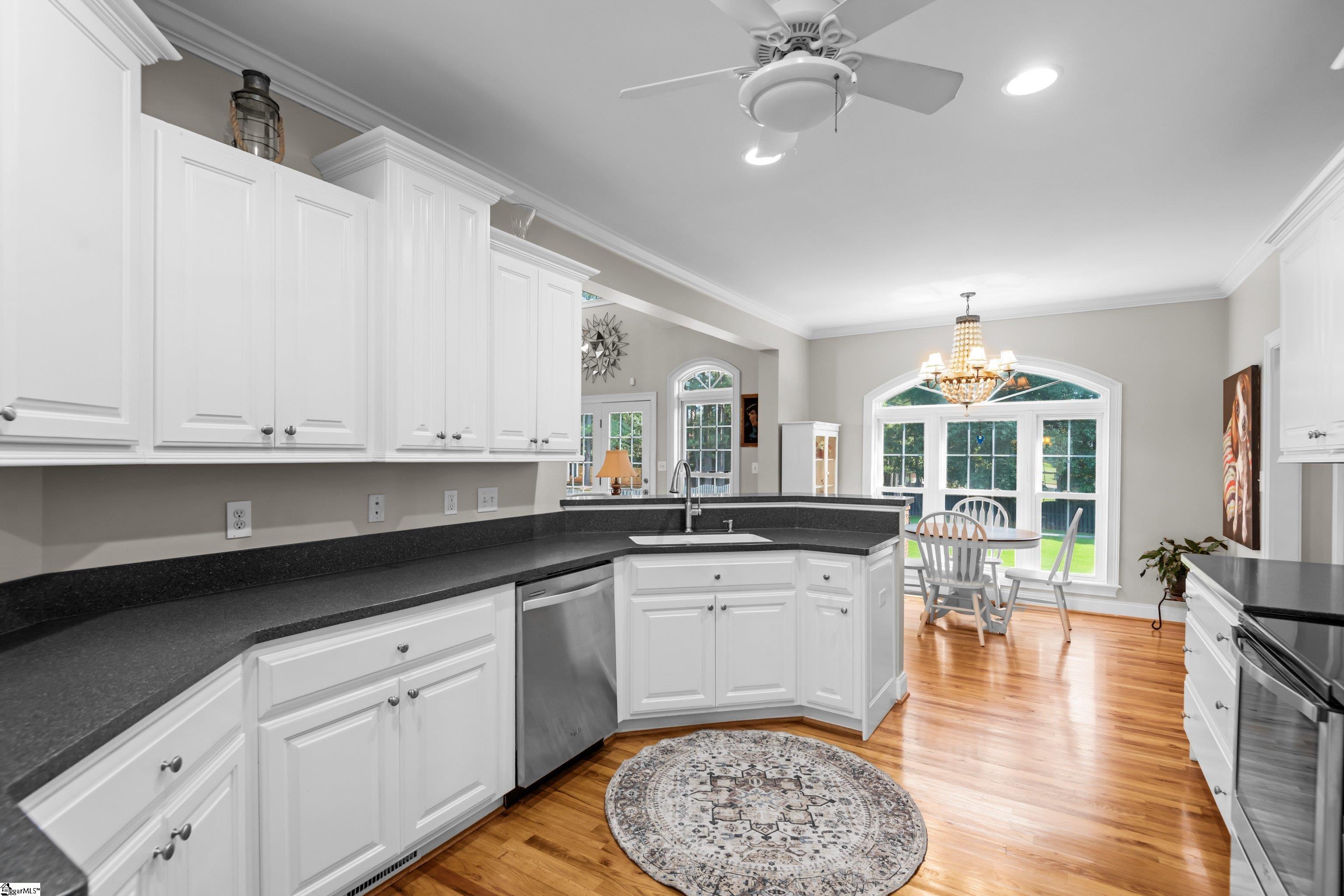 Anderson, South Carolina 29621, United States, 4 Bedrooms Bedrooms, ,3 BathroomsBathrooms,Residential,Pending,210190