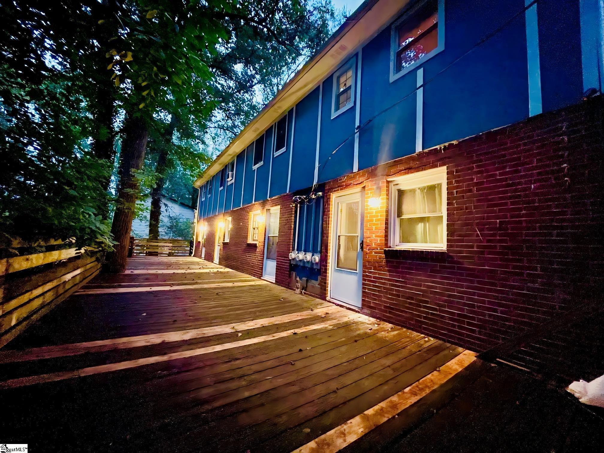 409 Lindsay Road