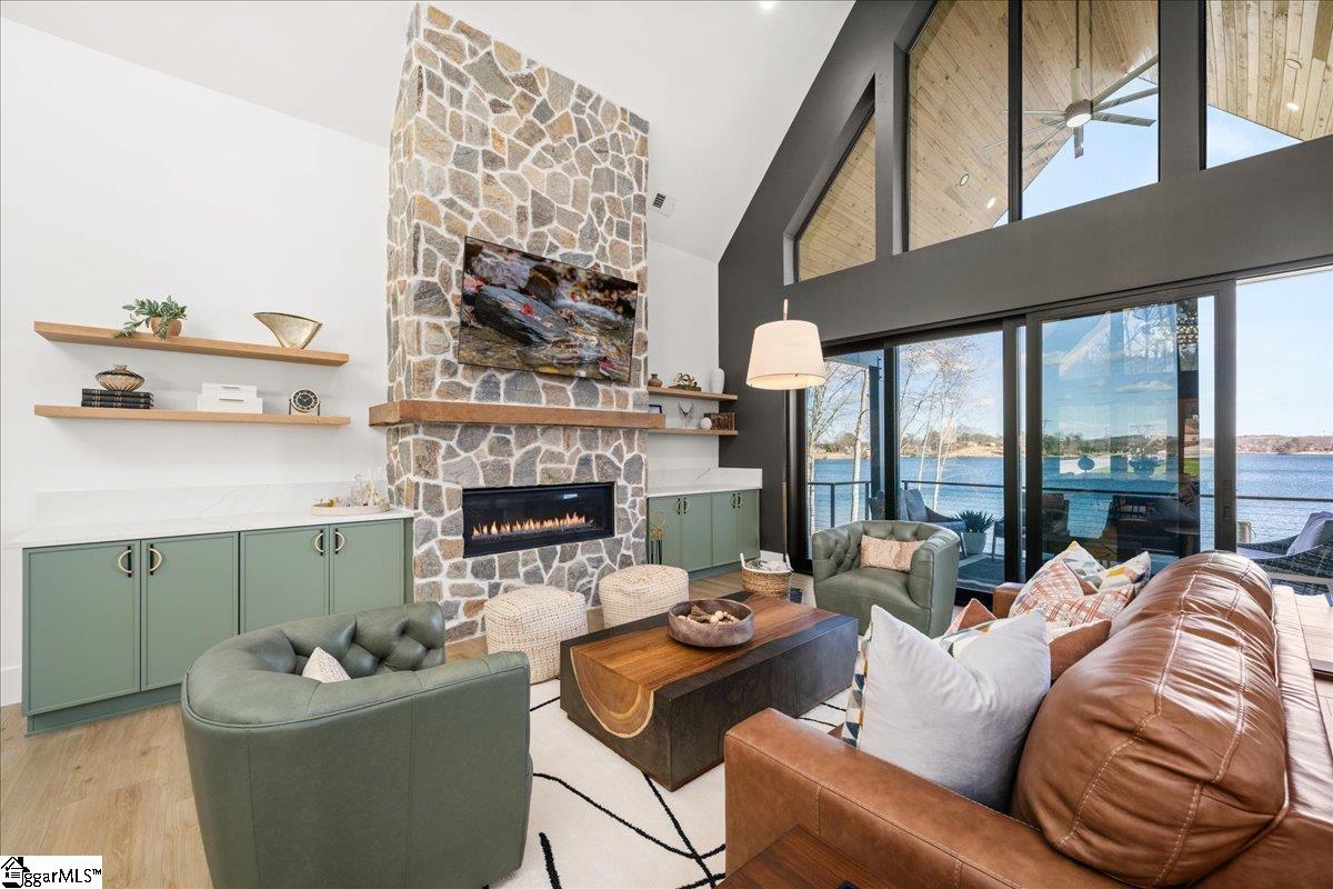 12048 Carnelda Drive