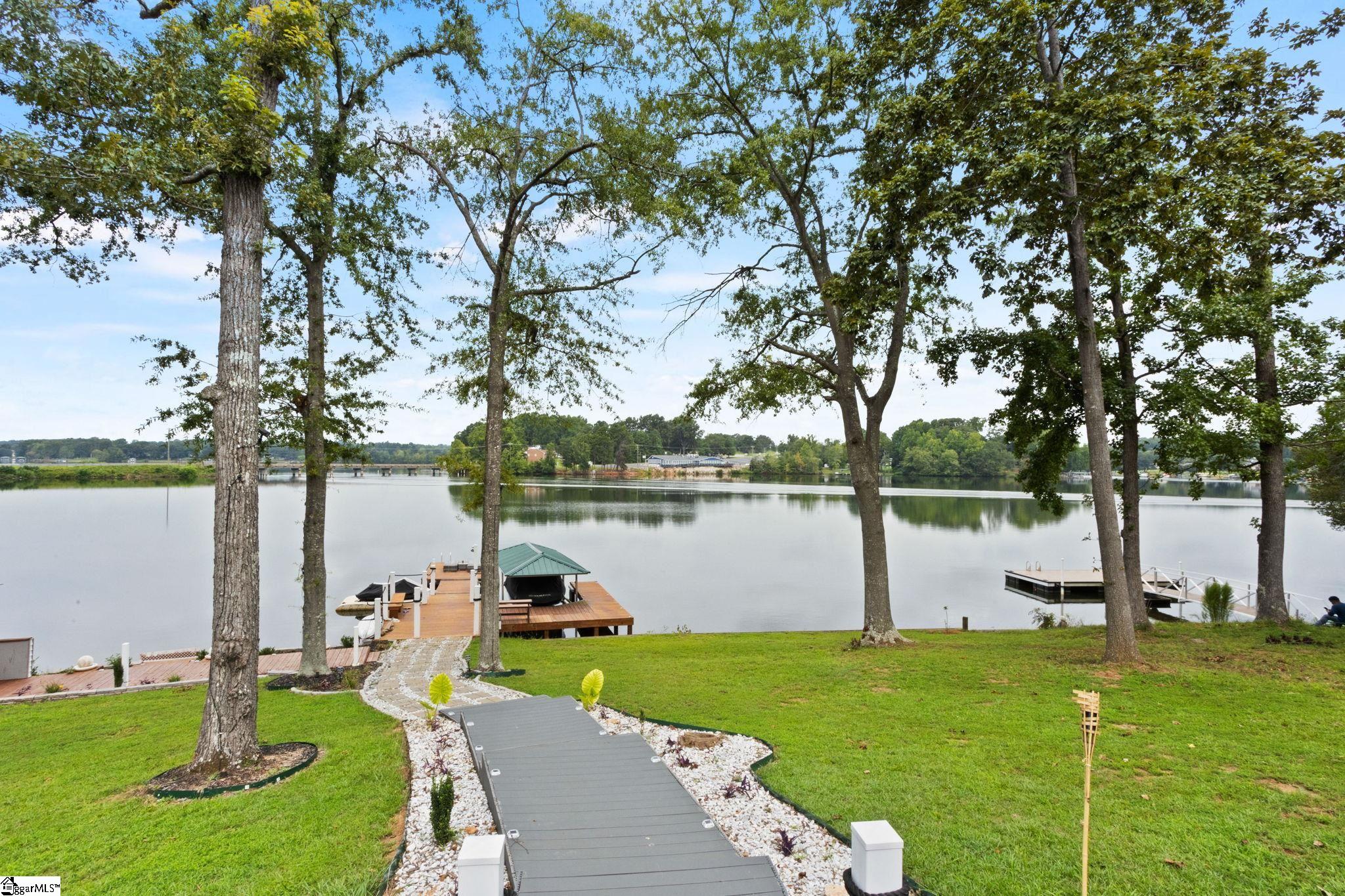 207 Suttles Road