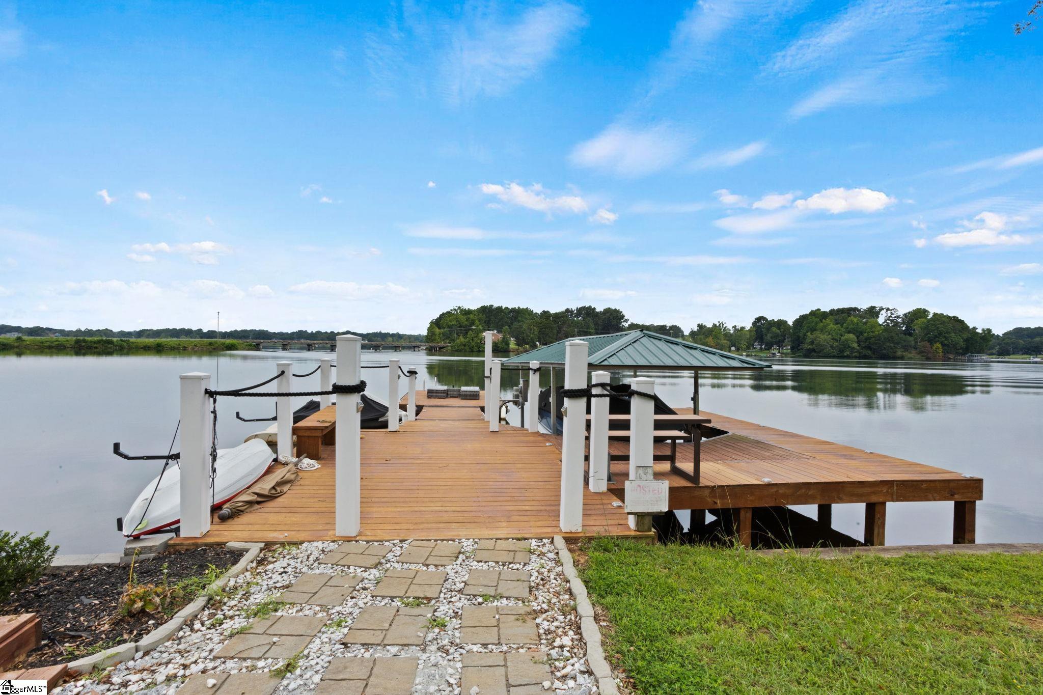 207 Suttles Road