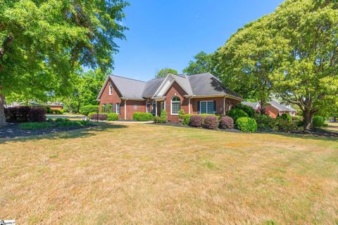 Photo of 304 Misty Meadows Lane, Inman, SC 29349 (MLS # 1589506)