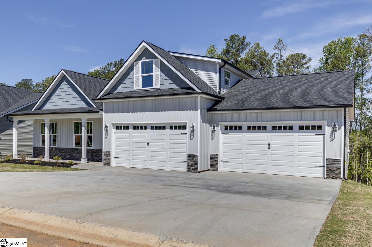 123 Hideaway Lane