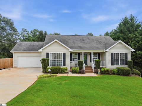 Photo of 258 Hallmark Circle, Easley, SC 29640 (MLS # 1598832)