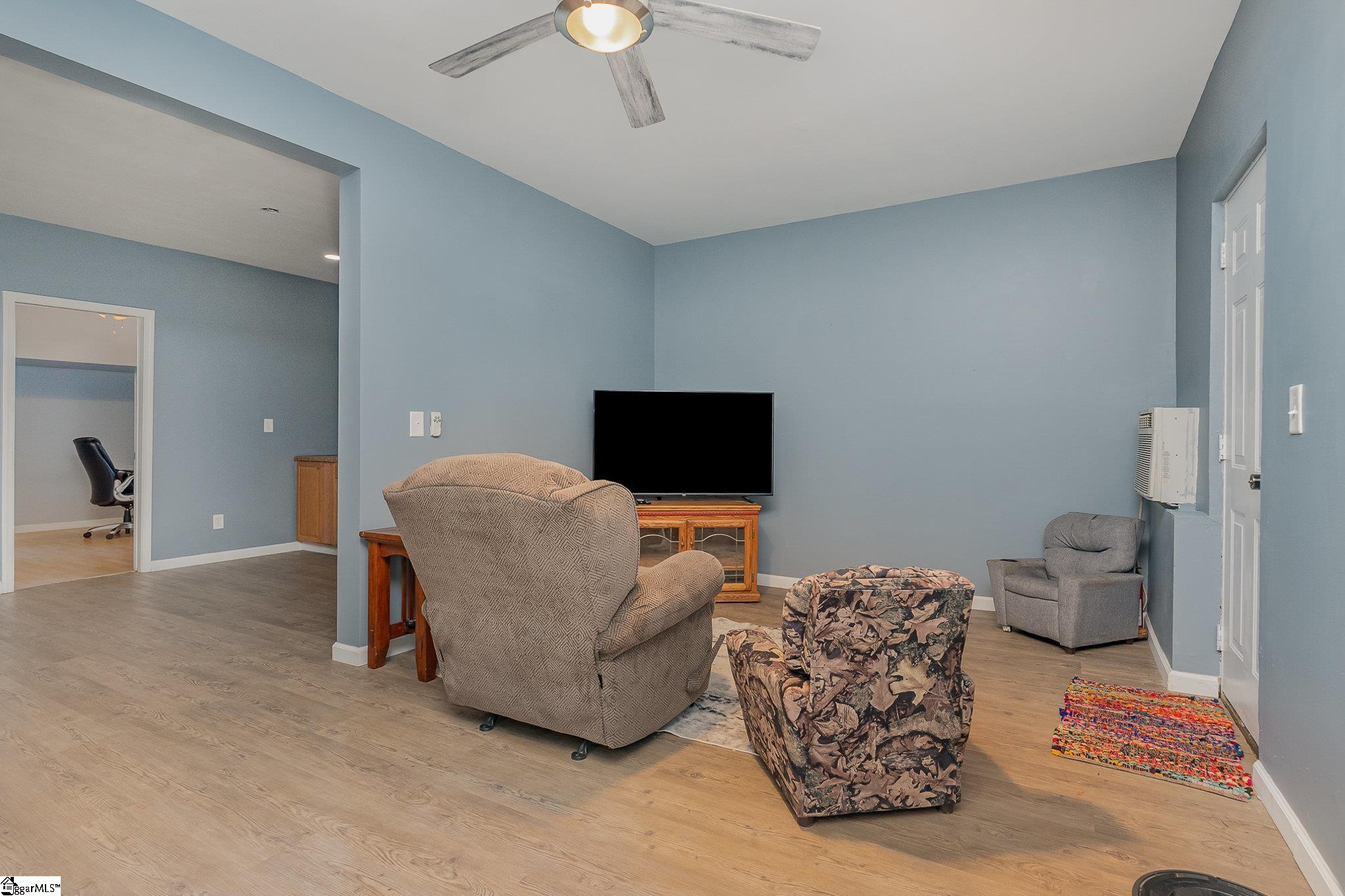 Mauldin, South Carolina 29662, United States, 7 Bedrooms Bedrooms, ,4 BathroomsBathrooms,Residential,Active,156936