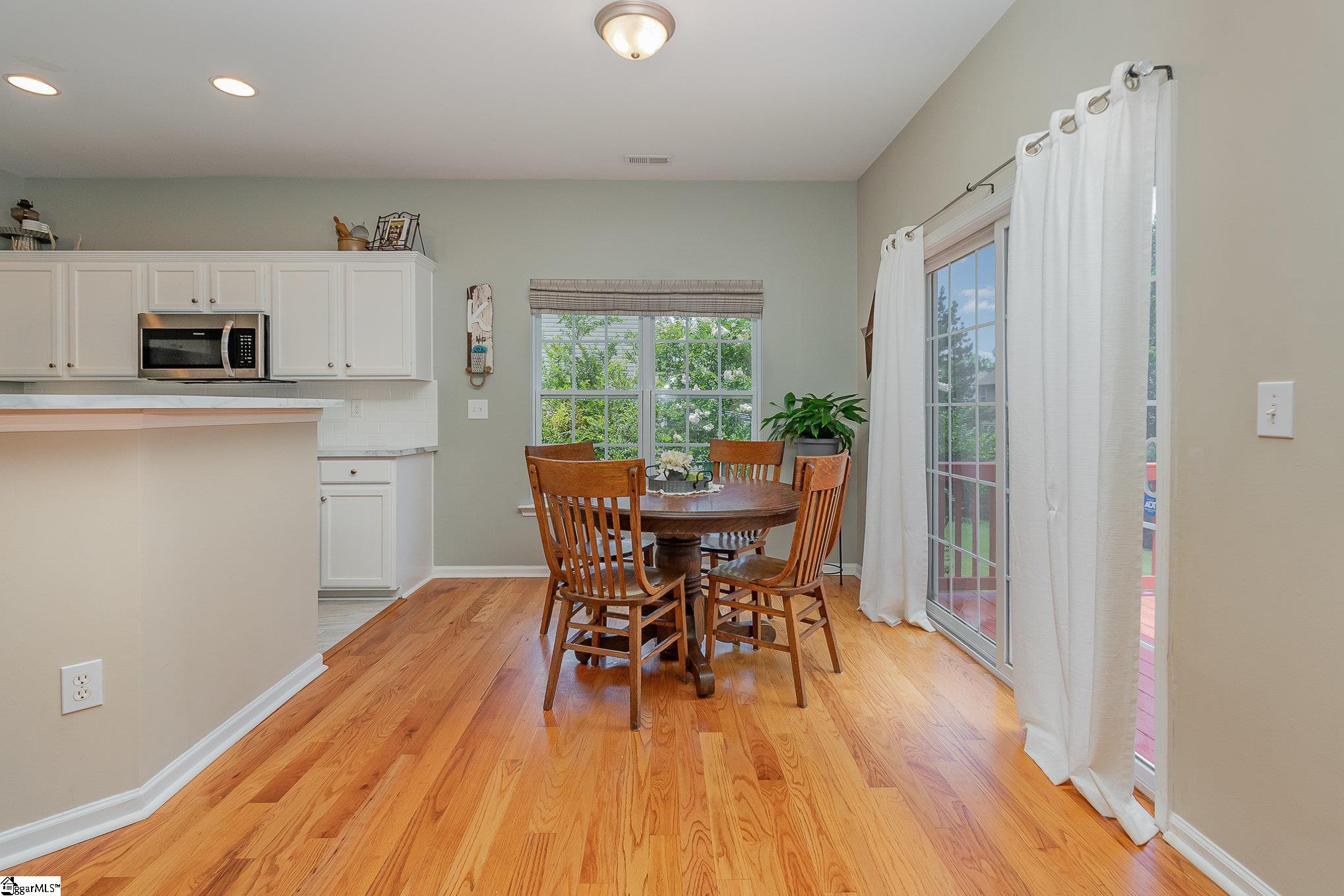 Mauldin, South Carolina 29662, United States, 7 Bedrooms Bedrooms, ,4 BathroomsBathrooms,Residential,Active,156936