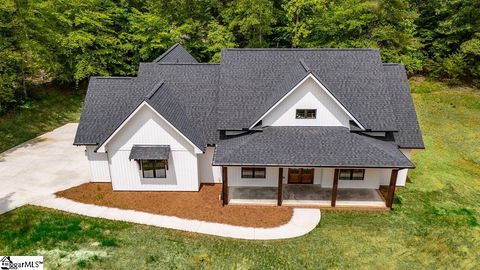 141 Knox Landing Drive Seneca SC 29672