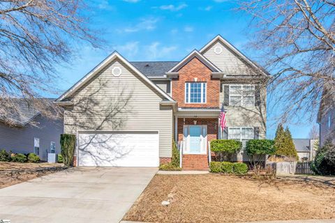 Photo of 479 N Sweetwater Hills Drive, Moore, SC 29369 (MLS # 1582096)