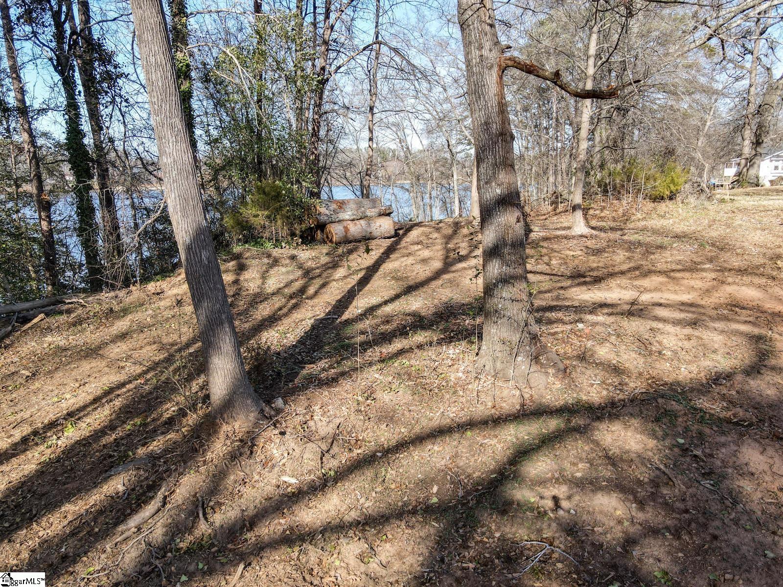 438 Berry Shoals Road