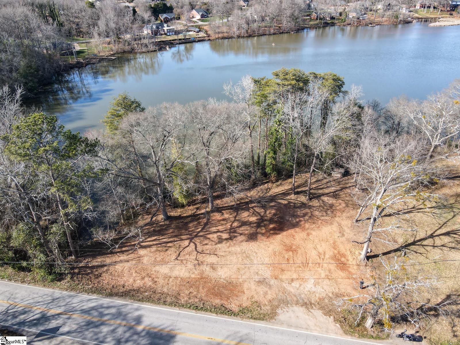 438 Berry Shoals Road