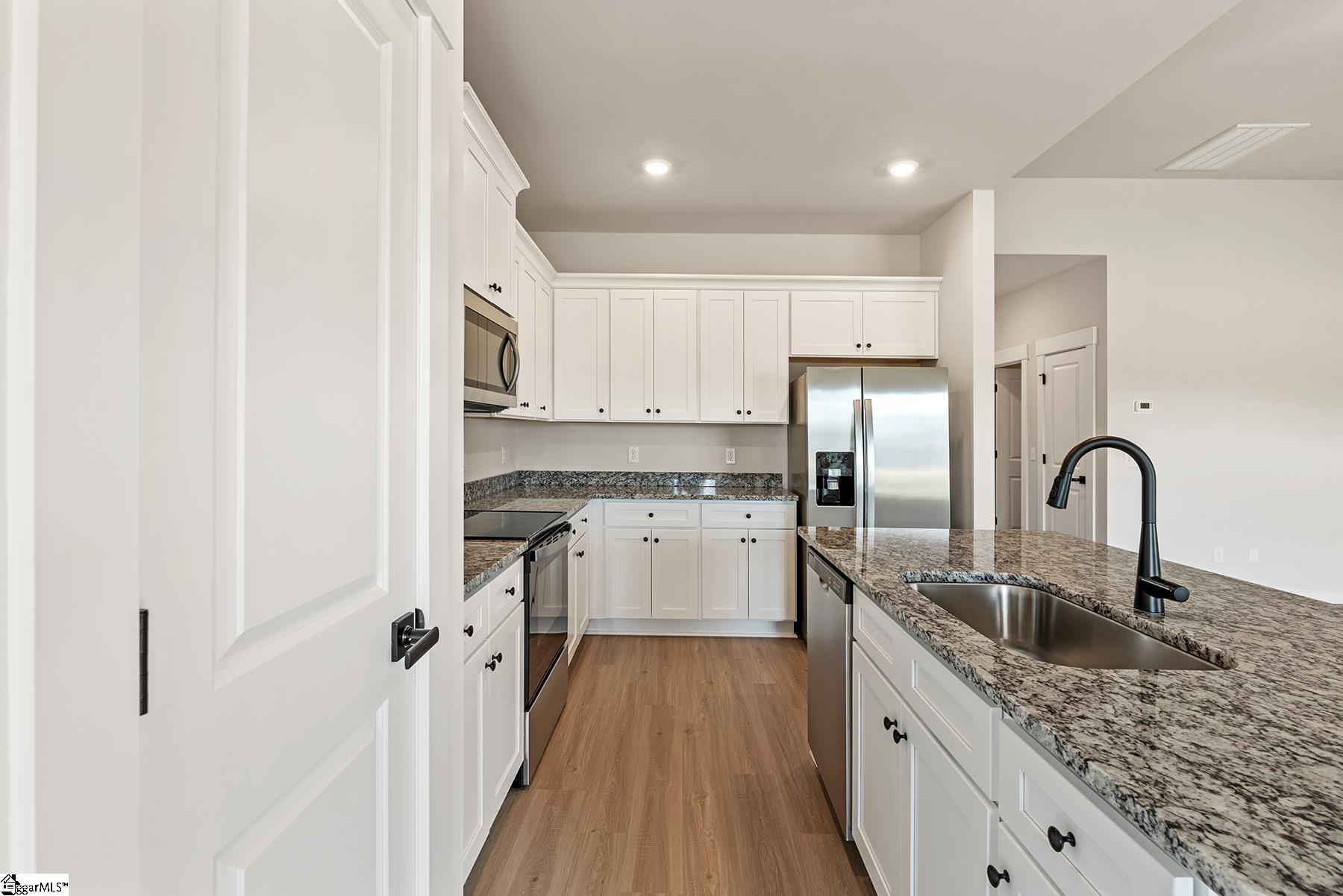 1404 Mossy Oak Drive