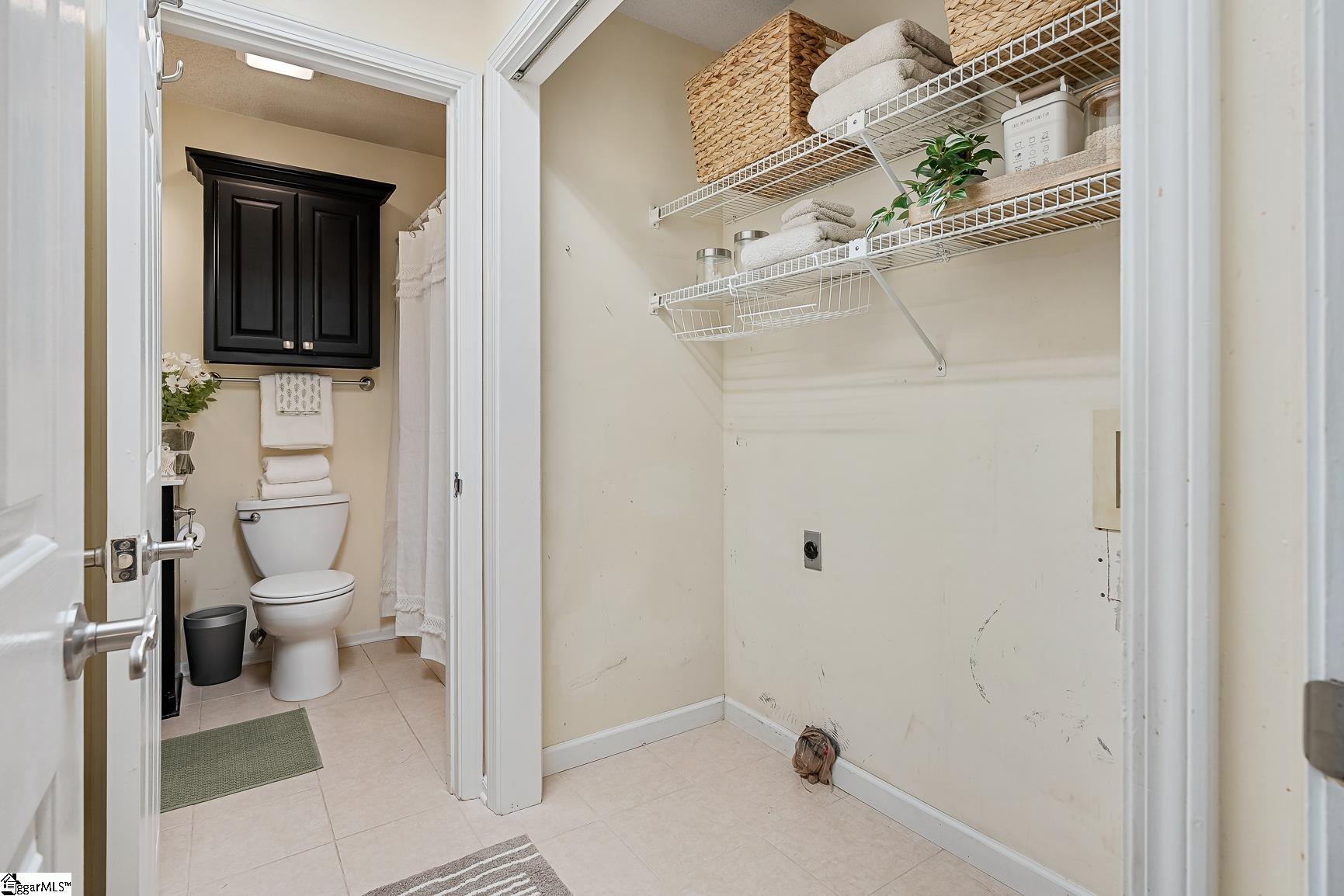 Anderson, South Carolina 29621, United States, 3 Bedrooms Bedrooms, ,2 BathroomsBathrooms,Residential,Active,123378