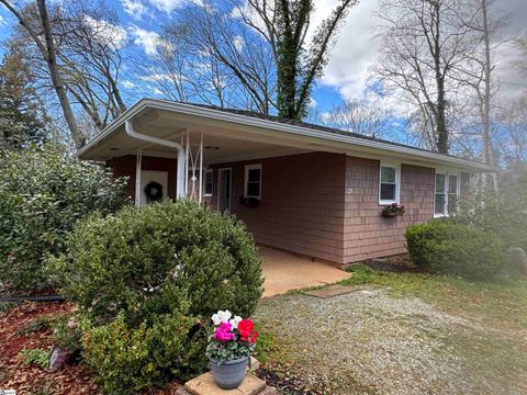 128 Applewood Lane Spartanburg SC 29307