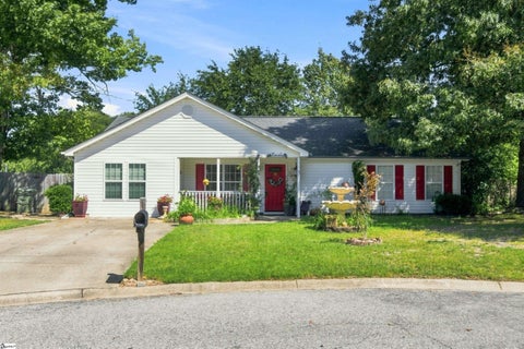 Photo of 3 Winter Place, Fountain Inn, SC 29644 (MLS # 1603545)