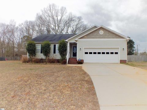Photo of 21 Glen Martin Lane, Piedmont, SC 29673 (MLS # 1582577)