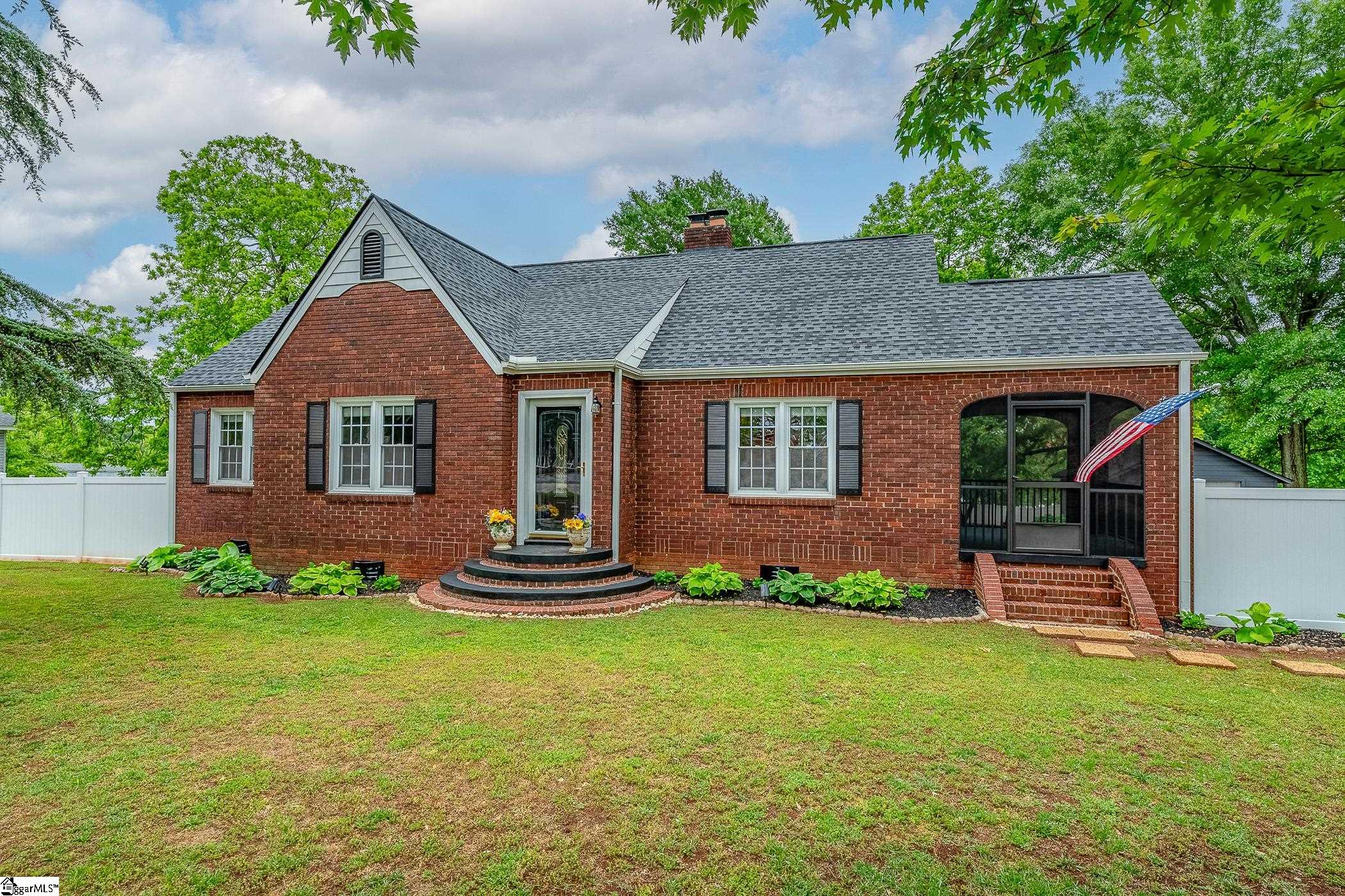 709 W Main Street