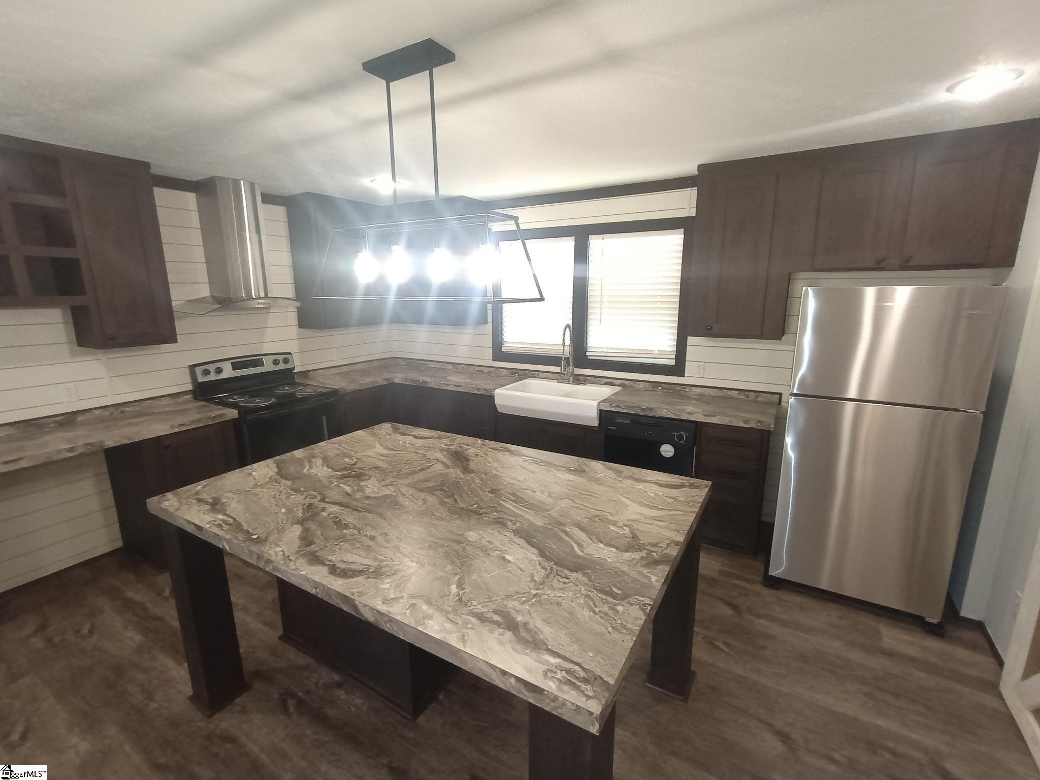 104 Crescent Hill Drive