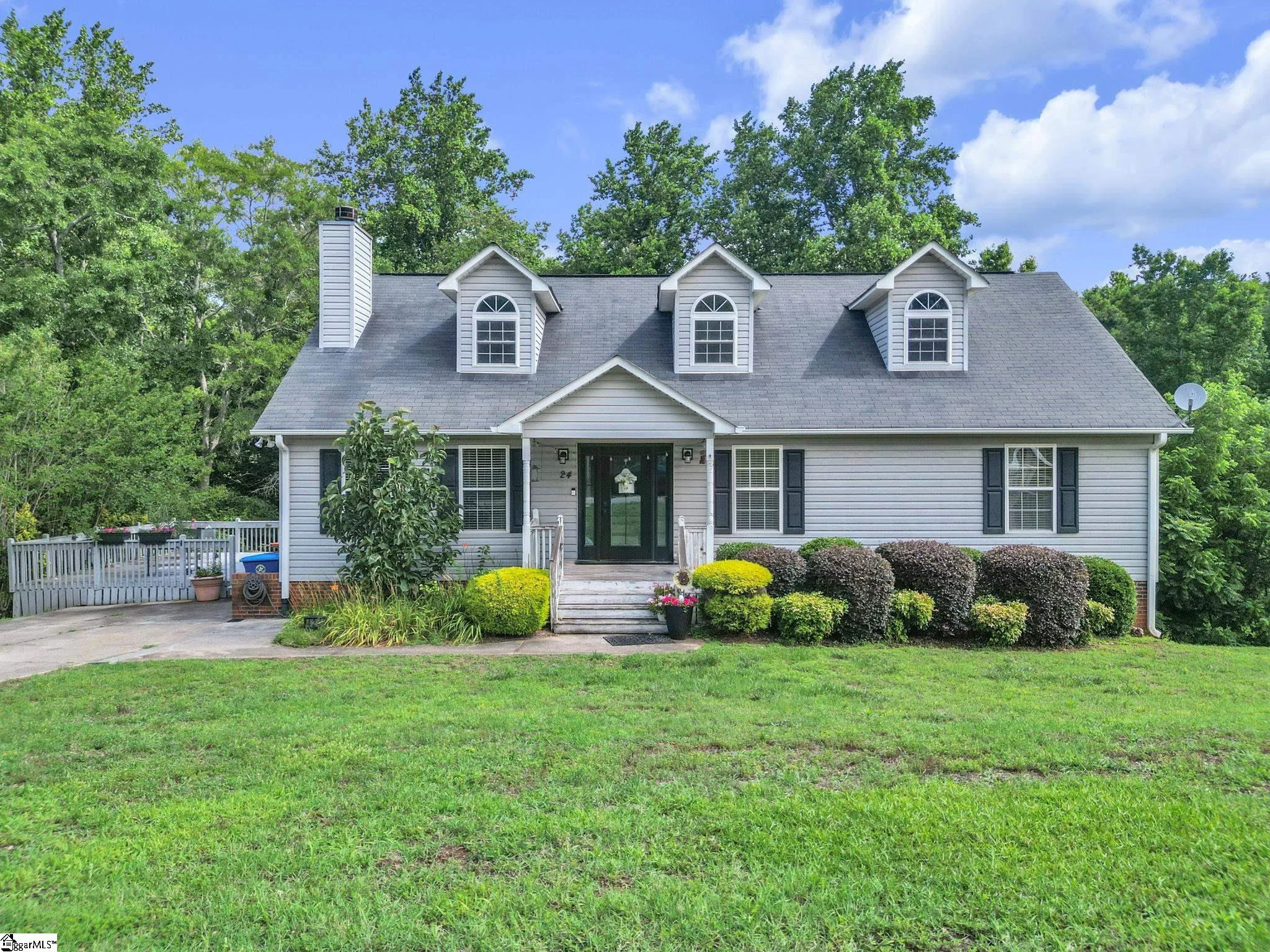 424 Woodfield Drive