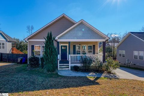 Photo of 35 Burgess Avenue, Greenville, SC 29609 (MLS # 1576995)