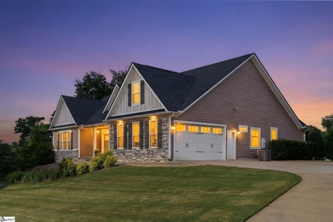 Photo of 720 E Ridgewater Drive, Chesnee, SC 29323 (MLS # 1604403)