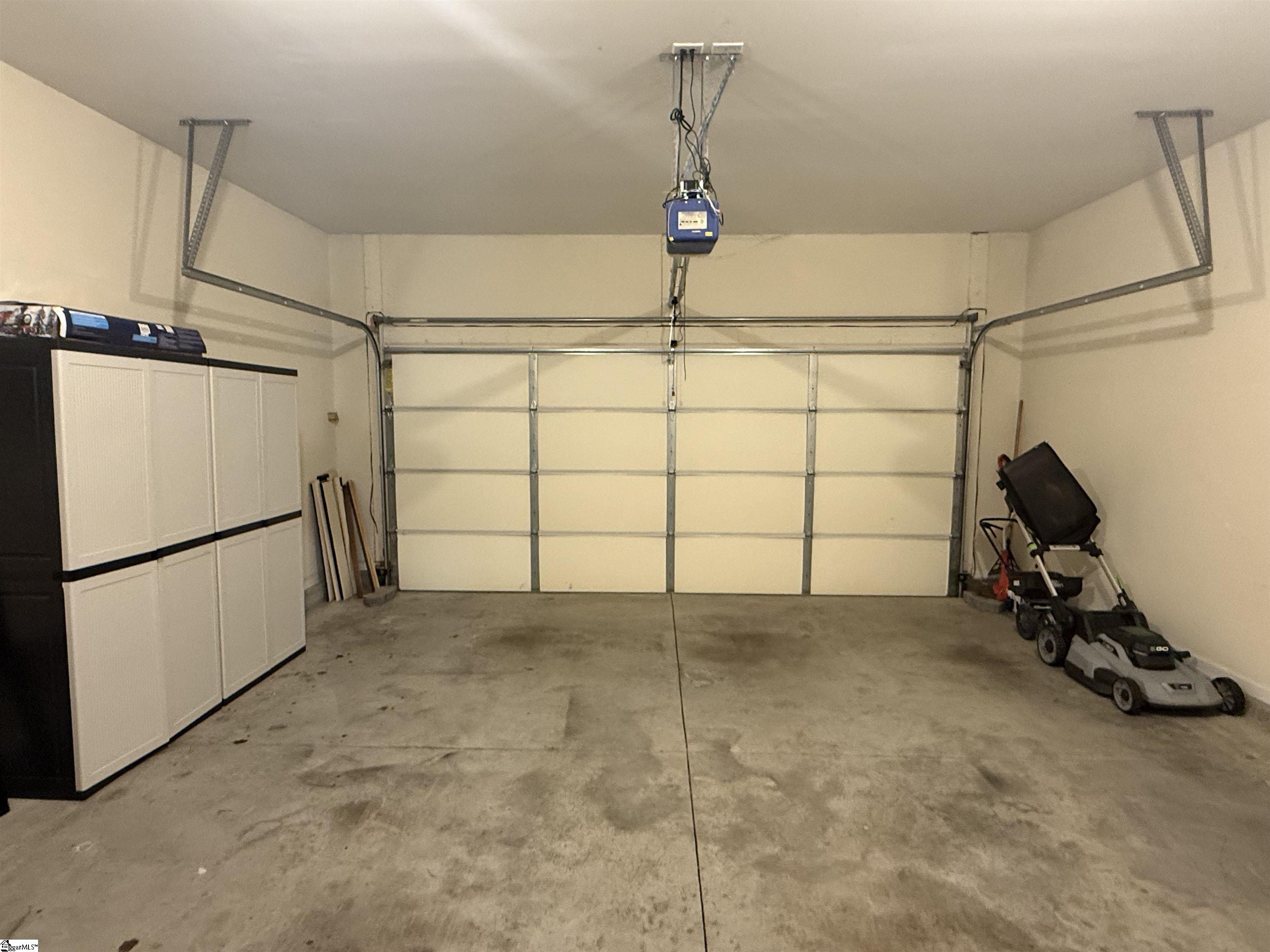 Simpsonville, South Carolina 29681, United States, 3 Bedrooms Bedrooms, ,3 BathroomsBathrooms,Residential,Active,143873