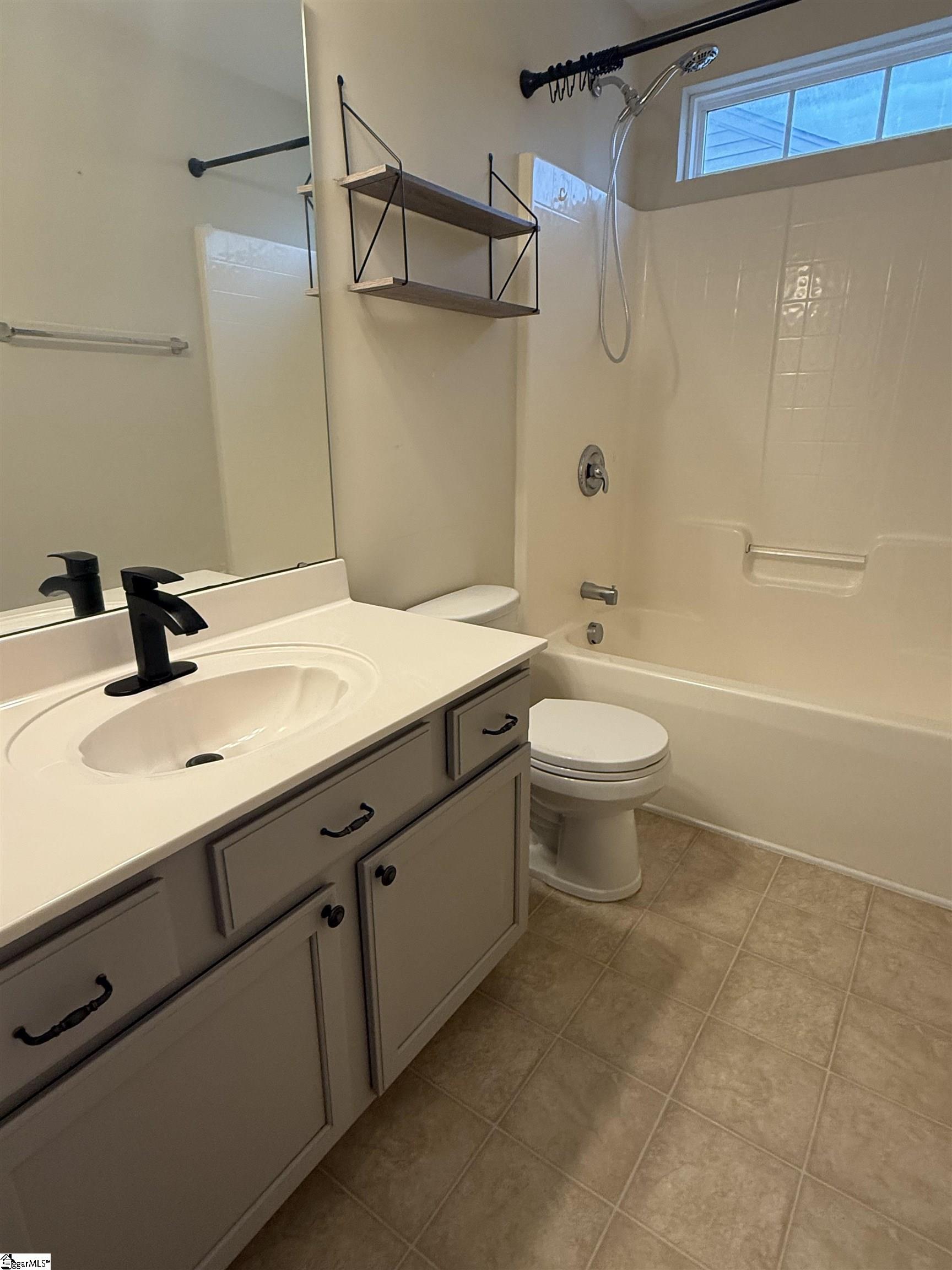 Simpsonville, South Carolina 29681, United States, 3 Bedrooms Bedrooms, ,3 BathroomsBathrooms,Residential,Active,143873