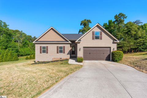 Photo of 31 Caperton Way, Greer, SC 29651 (MLS # 1589627)