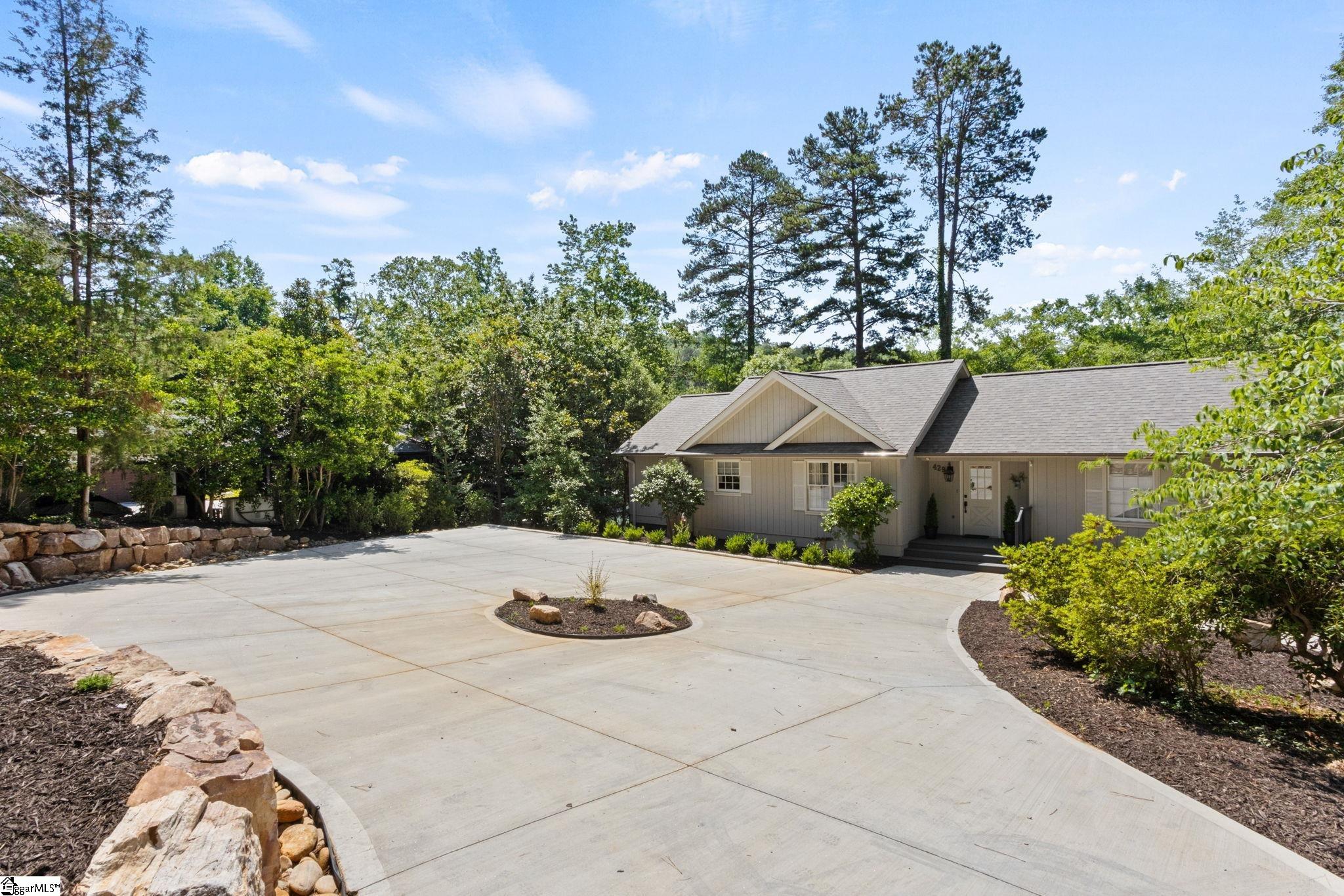 429 Long Reach Drive