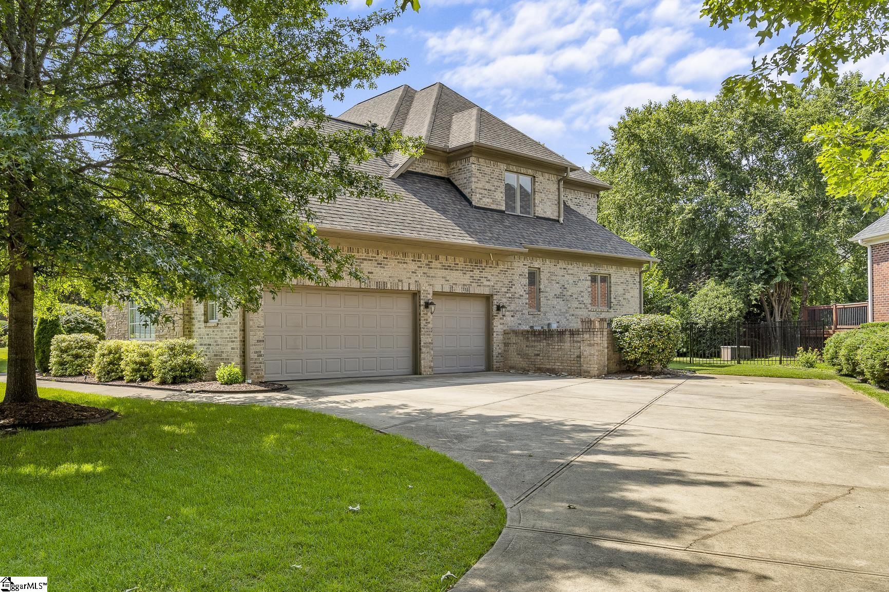 43 Appian Circle