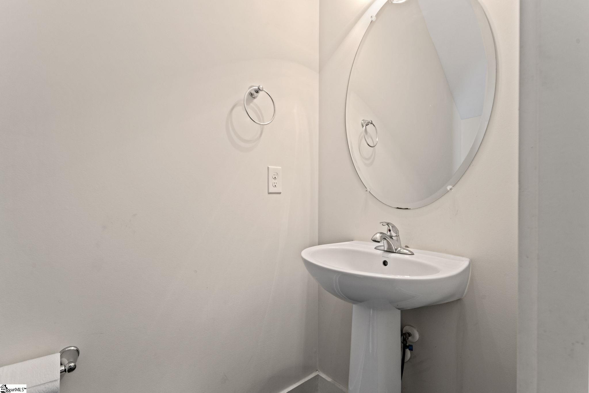 Greer, South Carolina 29650, United States, 4 Bedrooms Bedrooms, ,4 BathroomsBathrooms,Residential,Active,123012