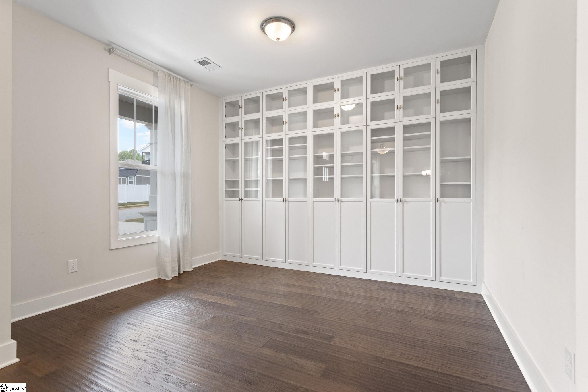 Greer, South Carolina 29650, United States, 4 Bedrooms Bedrooms, ,4 BathroomsBathrooms,Residential,Active,123012