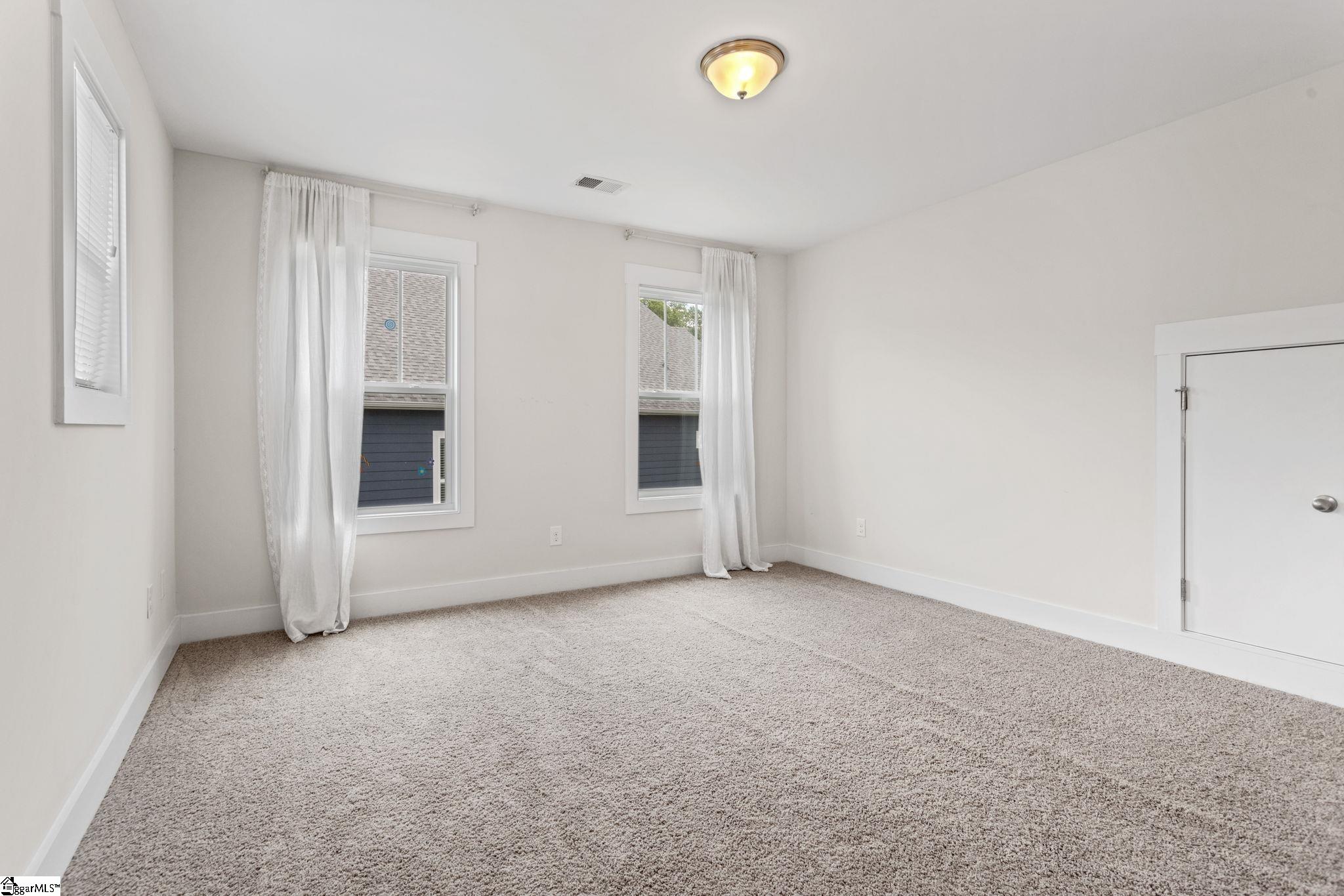 Greer, South Carolina 29650, United States, 4 Bedrooms Bedrooms, ,4 BathroomsBathrooms,Residential,Active,123012