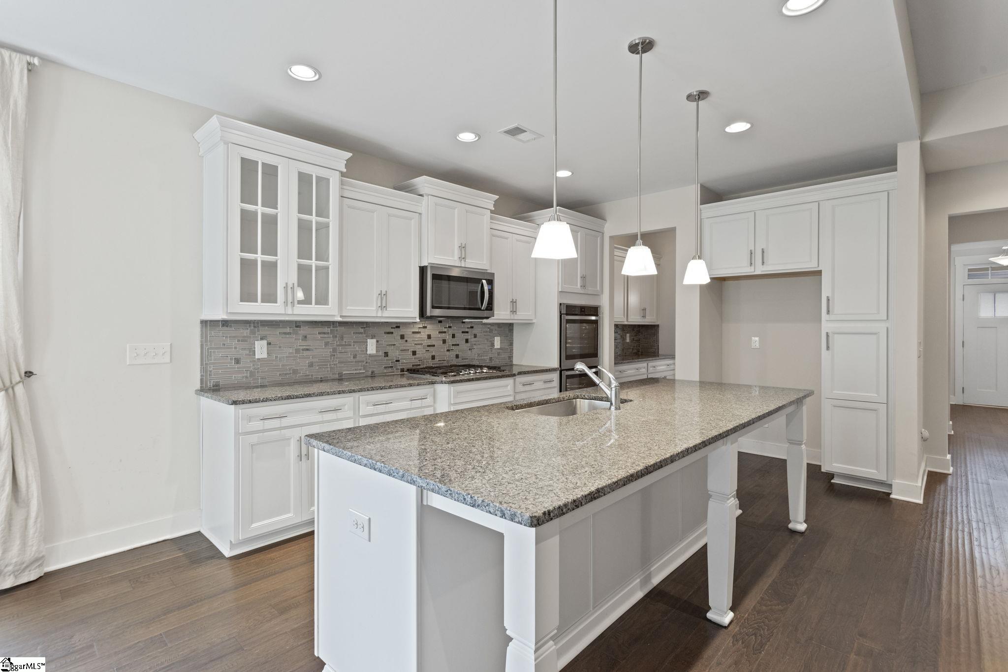 Greer, South Carolina 29650, United States, 4 Bedrooms Bedrooms, ,4 BathroomsBathrooms,Residential,Active,123012