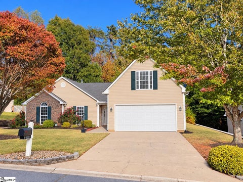 Photo of 533 Cardinal Woods Way, Easley, SC 29642 (MLS # 1607587)