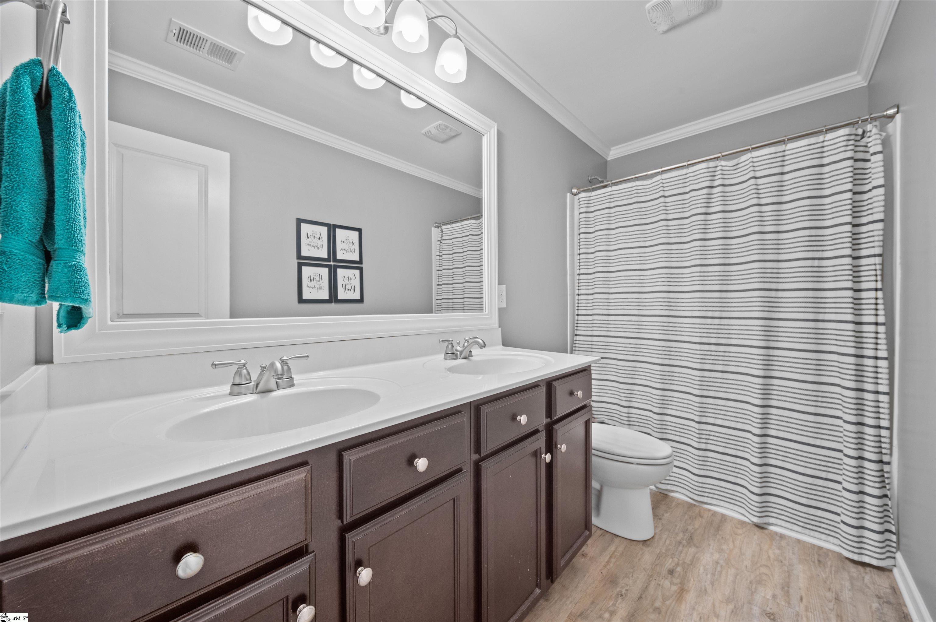 Anderson, South Carolina 29621, United States, 4 Bedrooms Bedrooms, ,3 BathroomsBathrooms,Residential,Contingent,123874