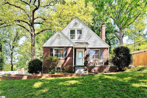 Photo of 218 Mcmakin Drive, Greenville, SC 29617 (MLS # 1588847)